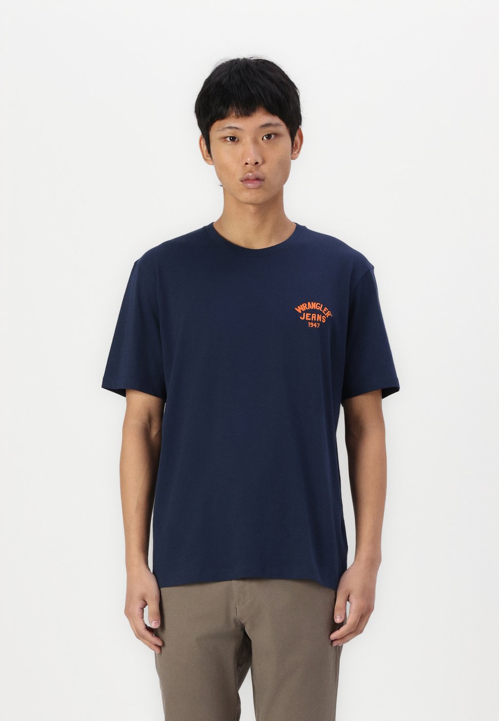 

Базовая футболка SMALL LOGO TEE Wrangler, темно-синий