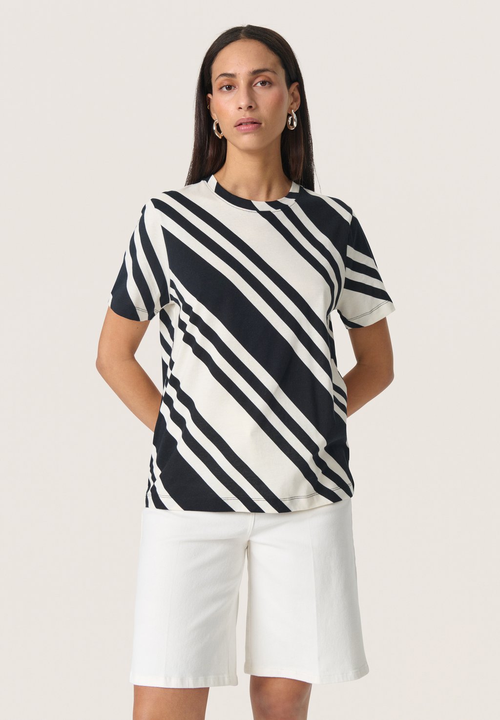

Футболка с принтом TEE Soaked in Luxury, белый