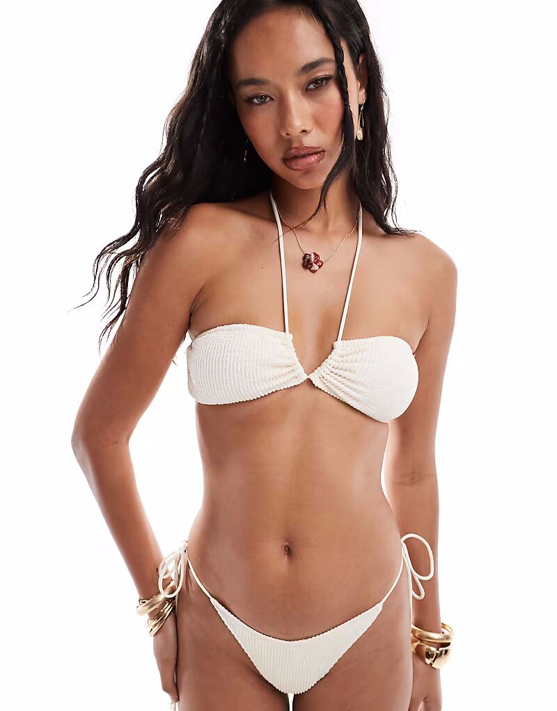 

Топ бикини с перевернутыми треугольными чашечками South Beach Essentials из кокосового волокна