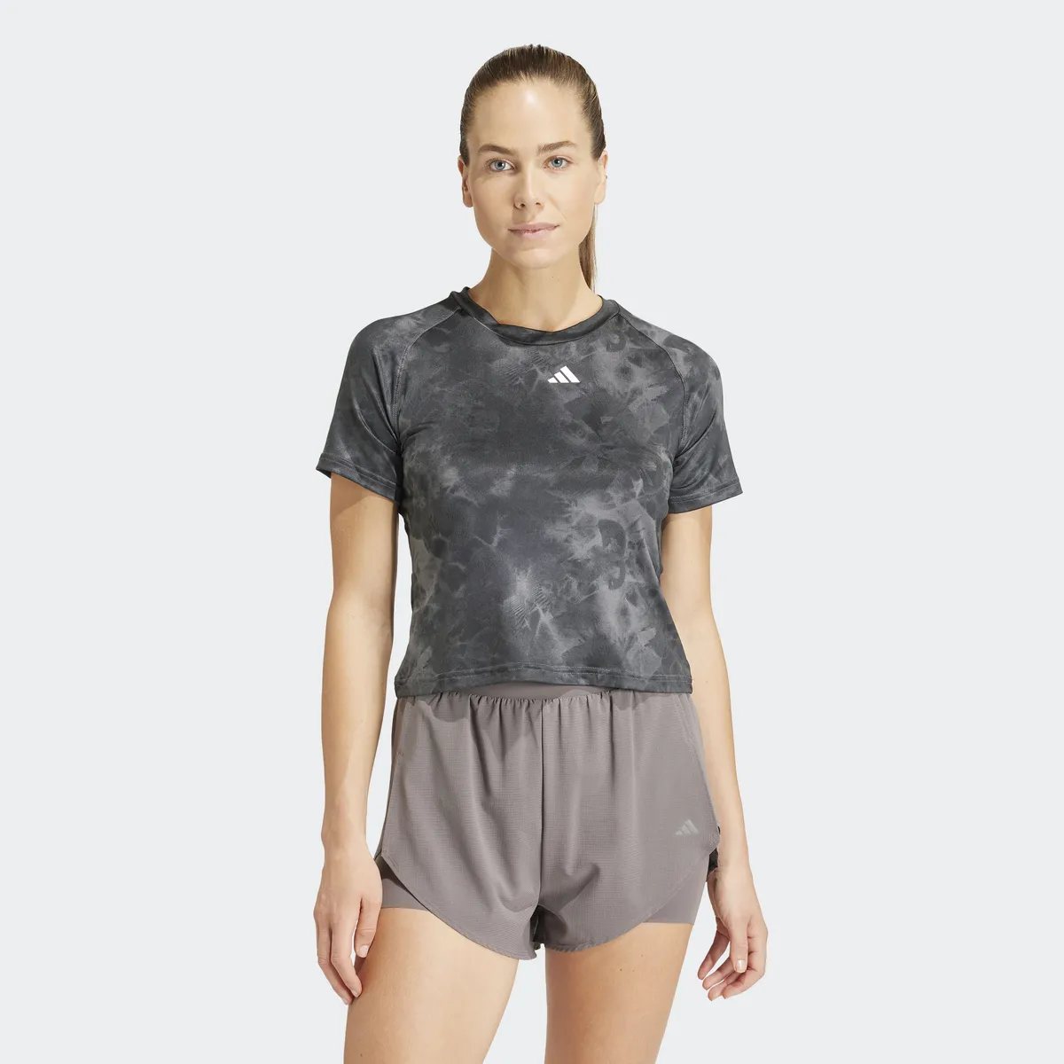 

Футболка adidas Performance "AOP FLOWER TEE", цвет Grefiv/Carbon