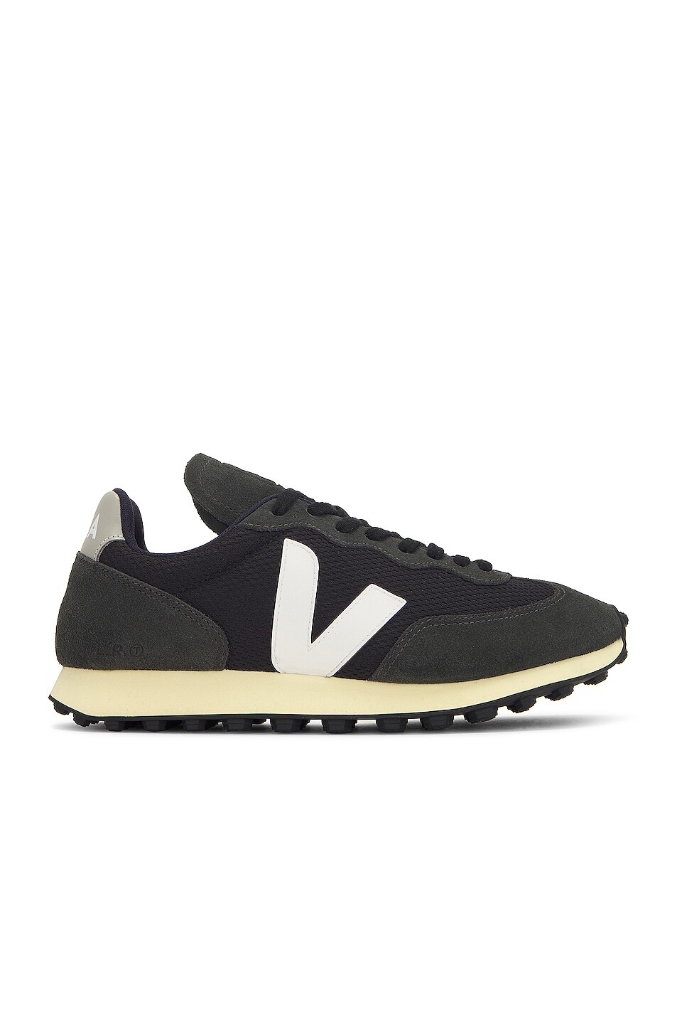 

Кроссовки мужские Rio Bronco Veja, цвет Black, White & Oxford Grey, Белый, Кроссовки мужские Rio Bronco Veja, цвет Black, White & Oxford Grey