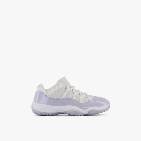 

Кожаные кроссовки Air Jordan 11 Low с низким берцем Nike, белый
