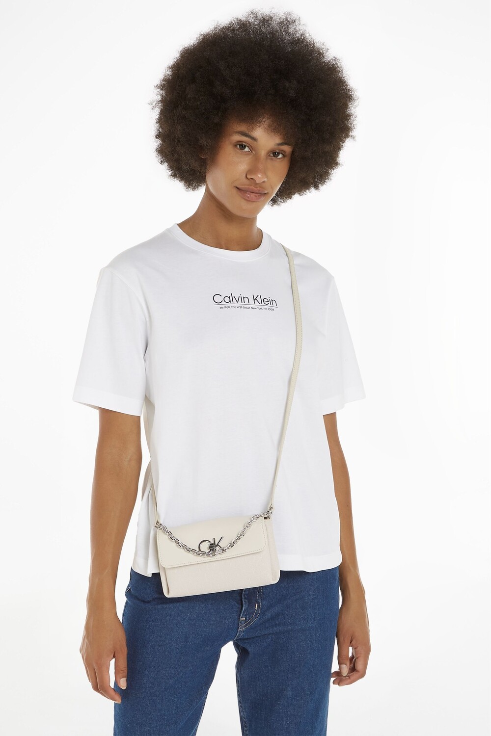 

Мини-Сумка через плечо Calvin Klein, белый