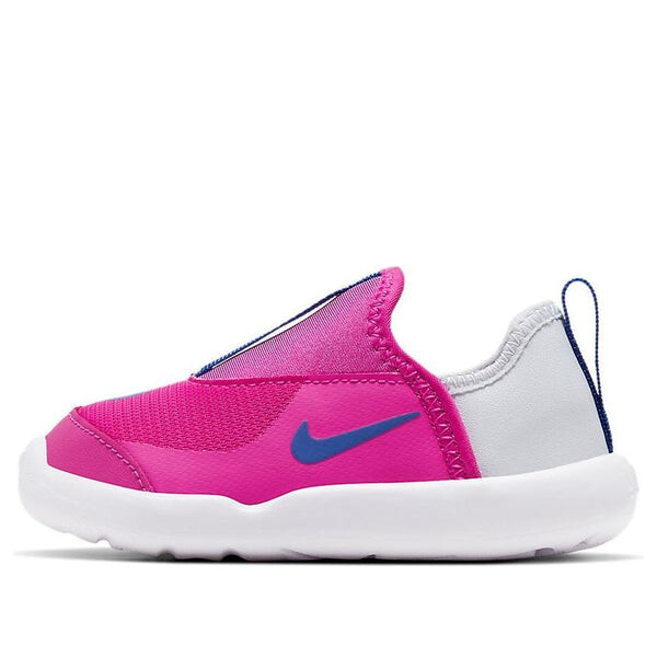 

Кроссовки лил Nike, серый