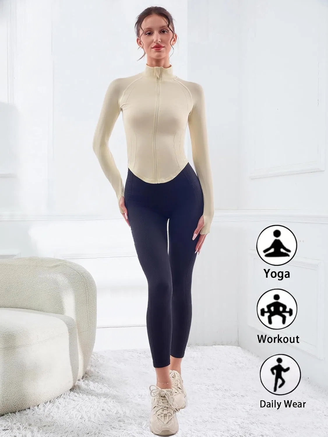 Женская ветровка для бега, Lightweight Full Zip, с отверстиями для больших пальцев, Beige — фото 2