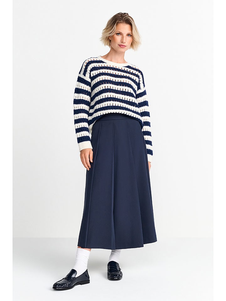 

Шерстяной свитер кремового/темно-синего цвета Rich&Royal