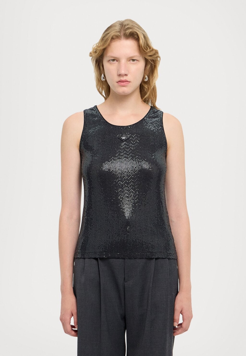 

Топ SEQUINS TANK MCM, черный