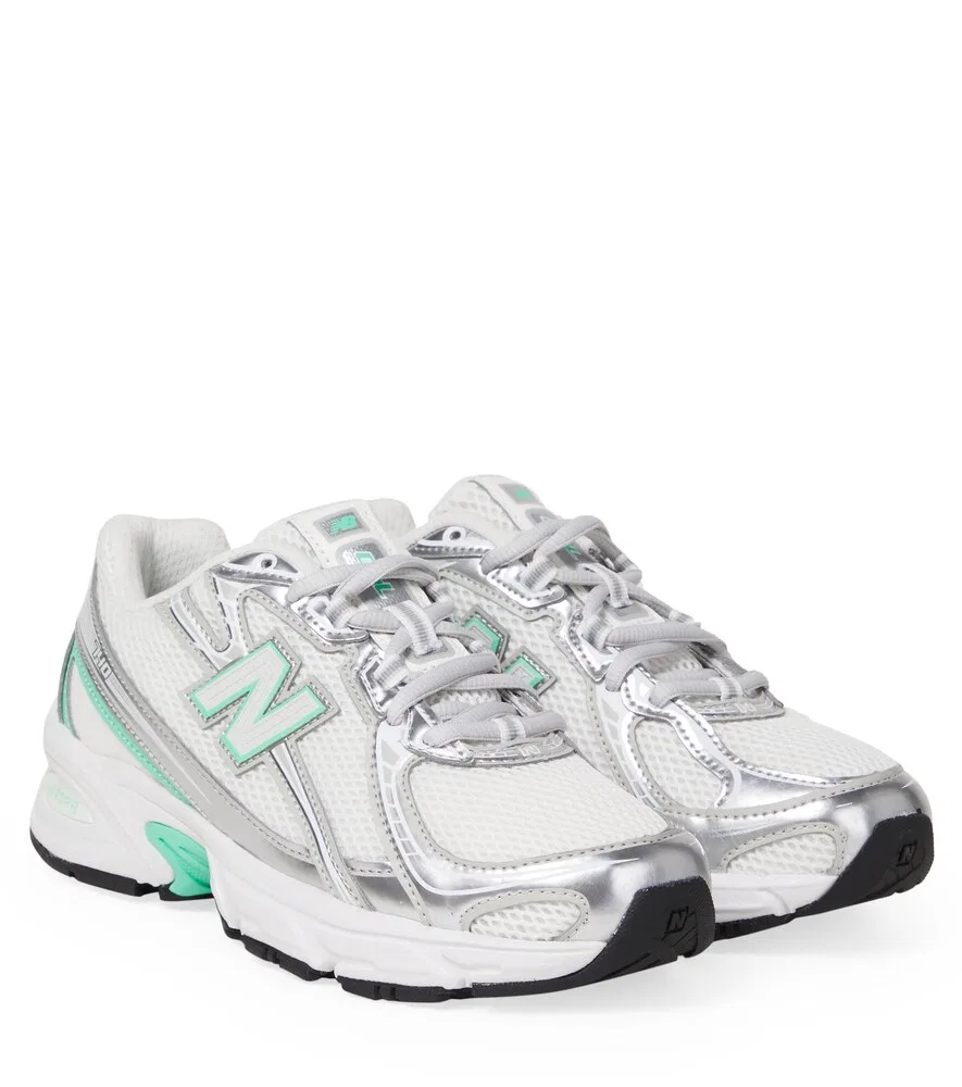 740 кроссовок New Balance Kids, серебро