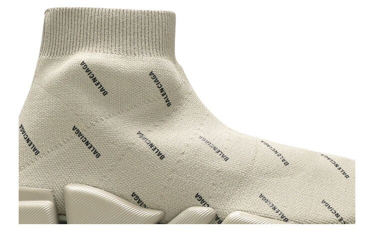 Кроссовки Balenciaga Wmns Speed 2.0 Sneaker Allover Logo - Sand, коричневый — фото 2
