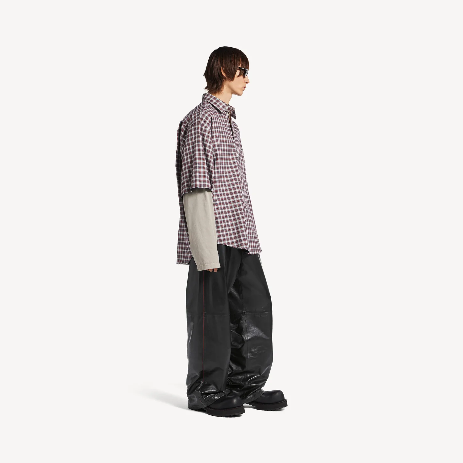 BALENCIAGA Мужская рубашка Wrong Sleeve в красном/темно-синем цвете — фото 3