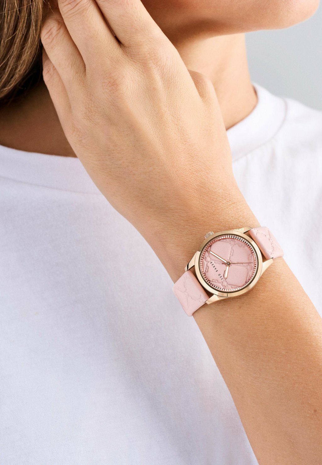 

Часы ANALOG COOLLY Ted Baker, цвет Rose Gold Tone