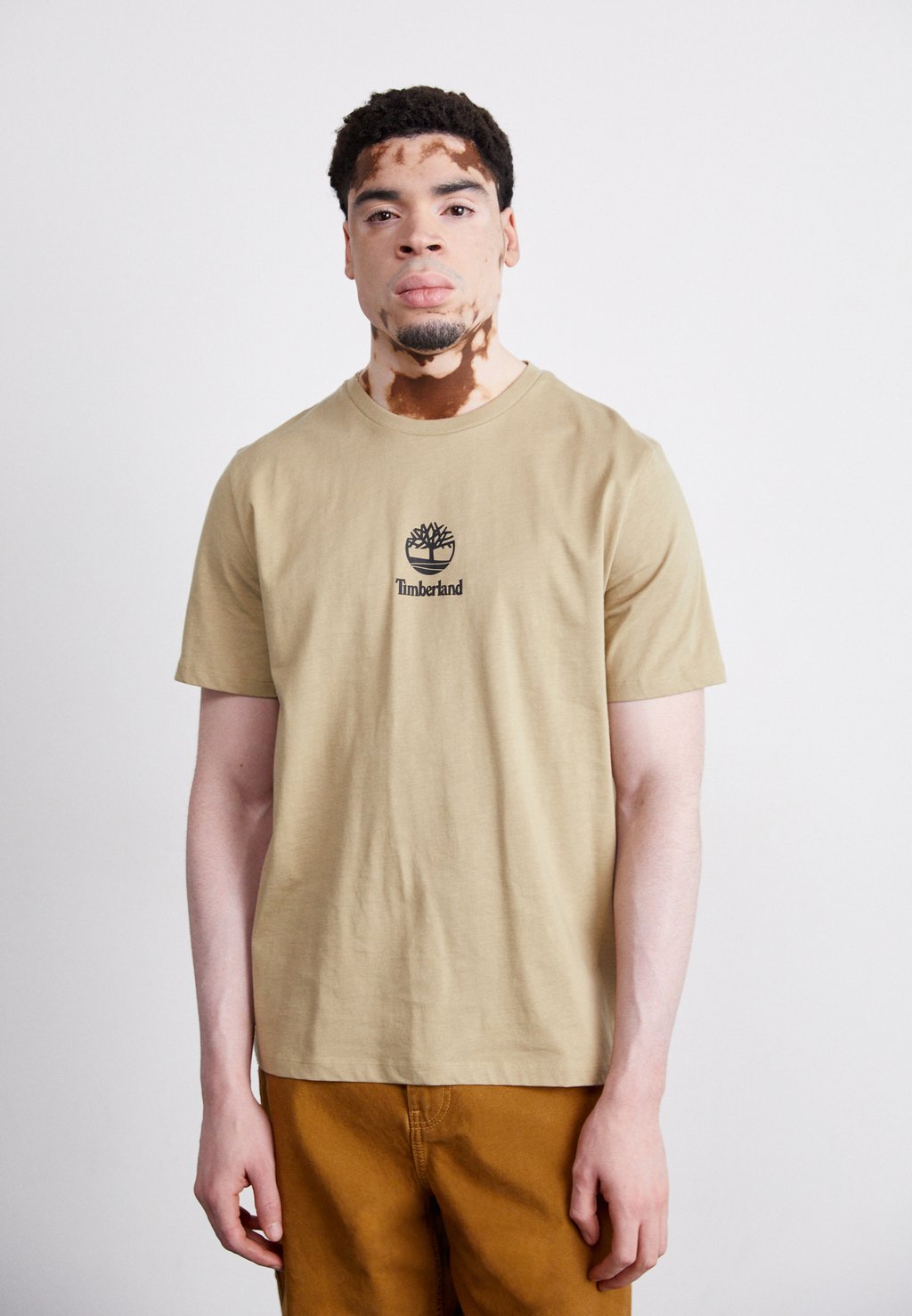 

Футболка с принтом SMALL LOGO PRINT TEE LEMON PEPPER Timberland, коричневый