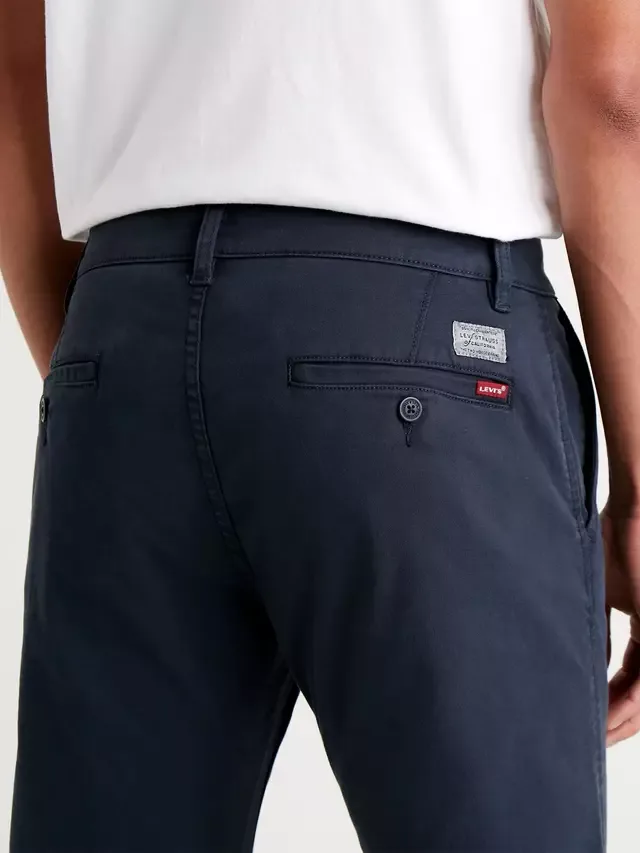 Чиносы стандартной зауженной талии Levi's, Baltic Navy — фото 3