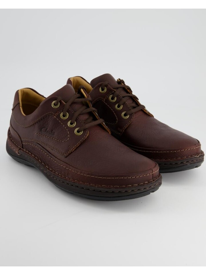 

Элегантные туфли на шнуровке Clarks, коричневый