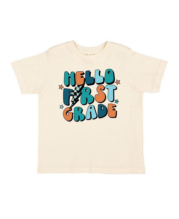 

Мальчиковая футболка с коротким рукавом "Hello First Grade" - для малышей и детей постарше Sweet Wink, коричневый/бежевый