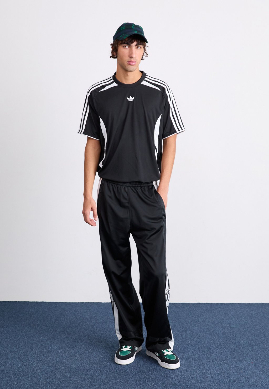 

Спортивные брюки ADIBREAK adidas Originals, черный