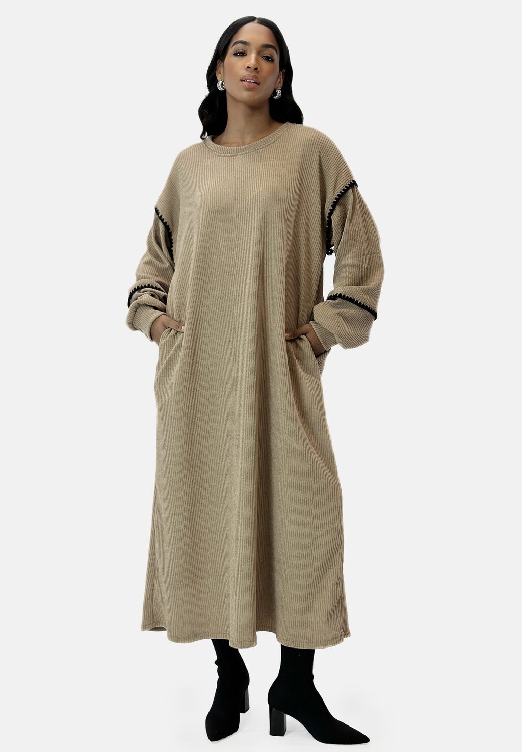 

Трикотажное платье Elara, цвет beige