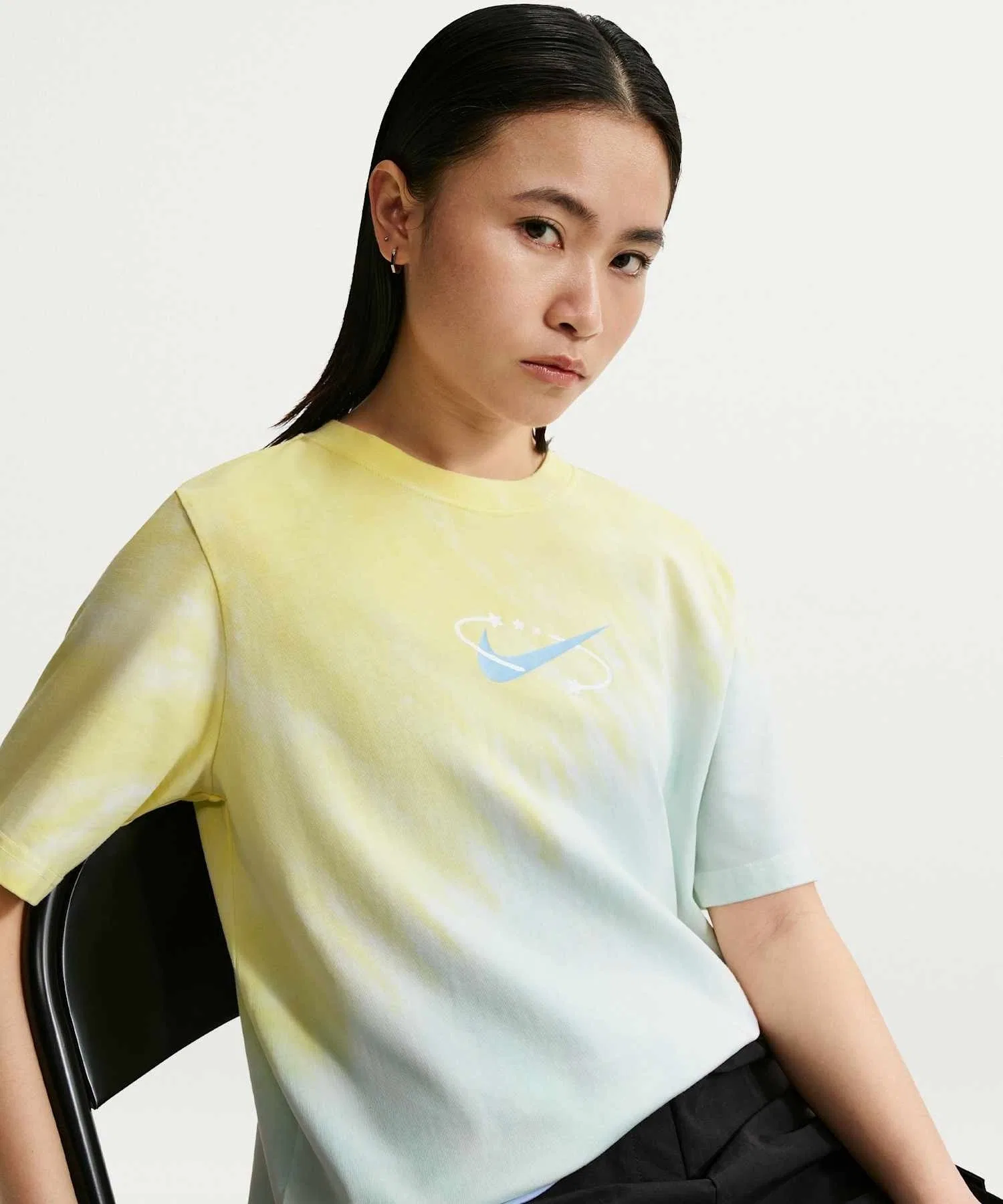 Женская футболка NIKE Life Lime — фото 3