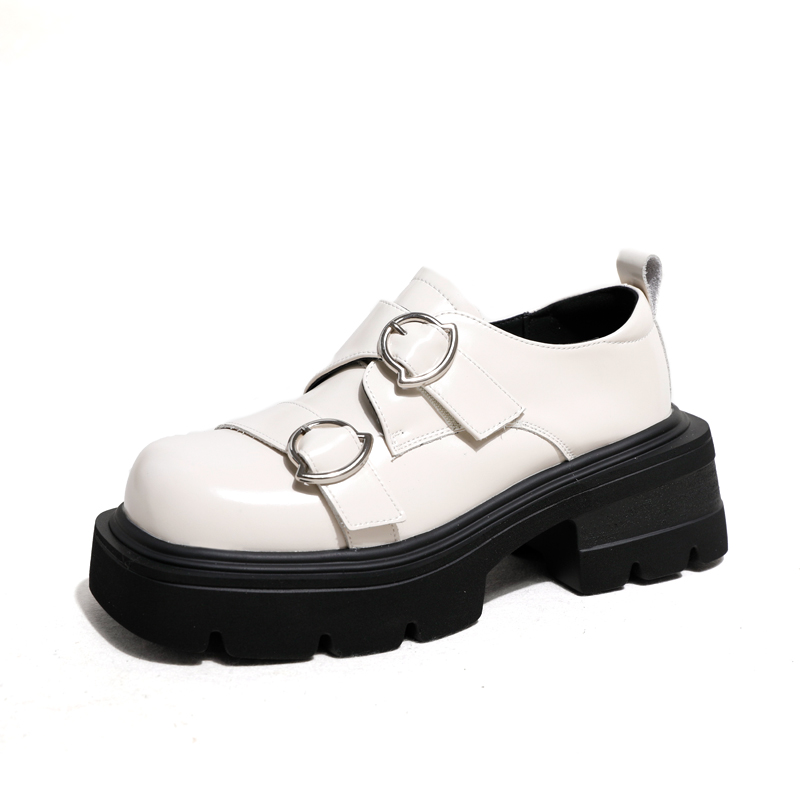 Женские лоферы Ecru/Black Ouumeis