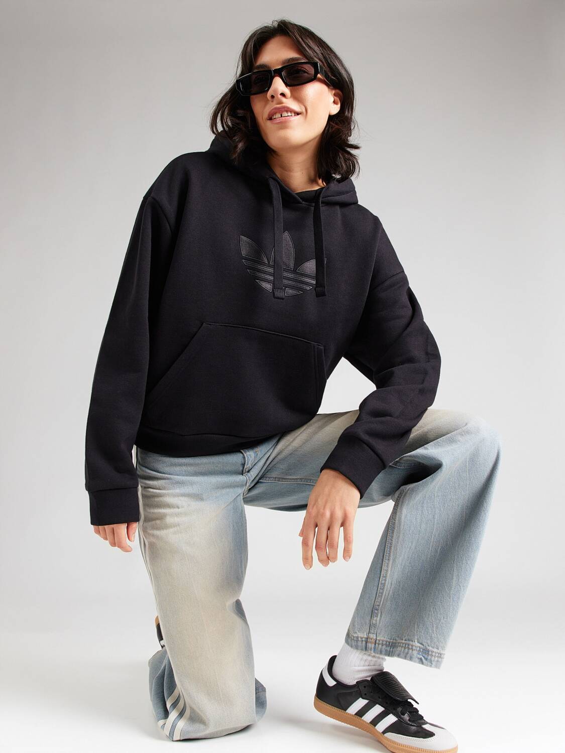 Adidas Originals Толстовка 'TREFOIL' в черном цвете — фото 3