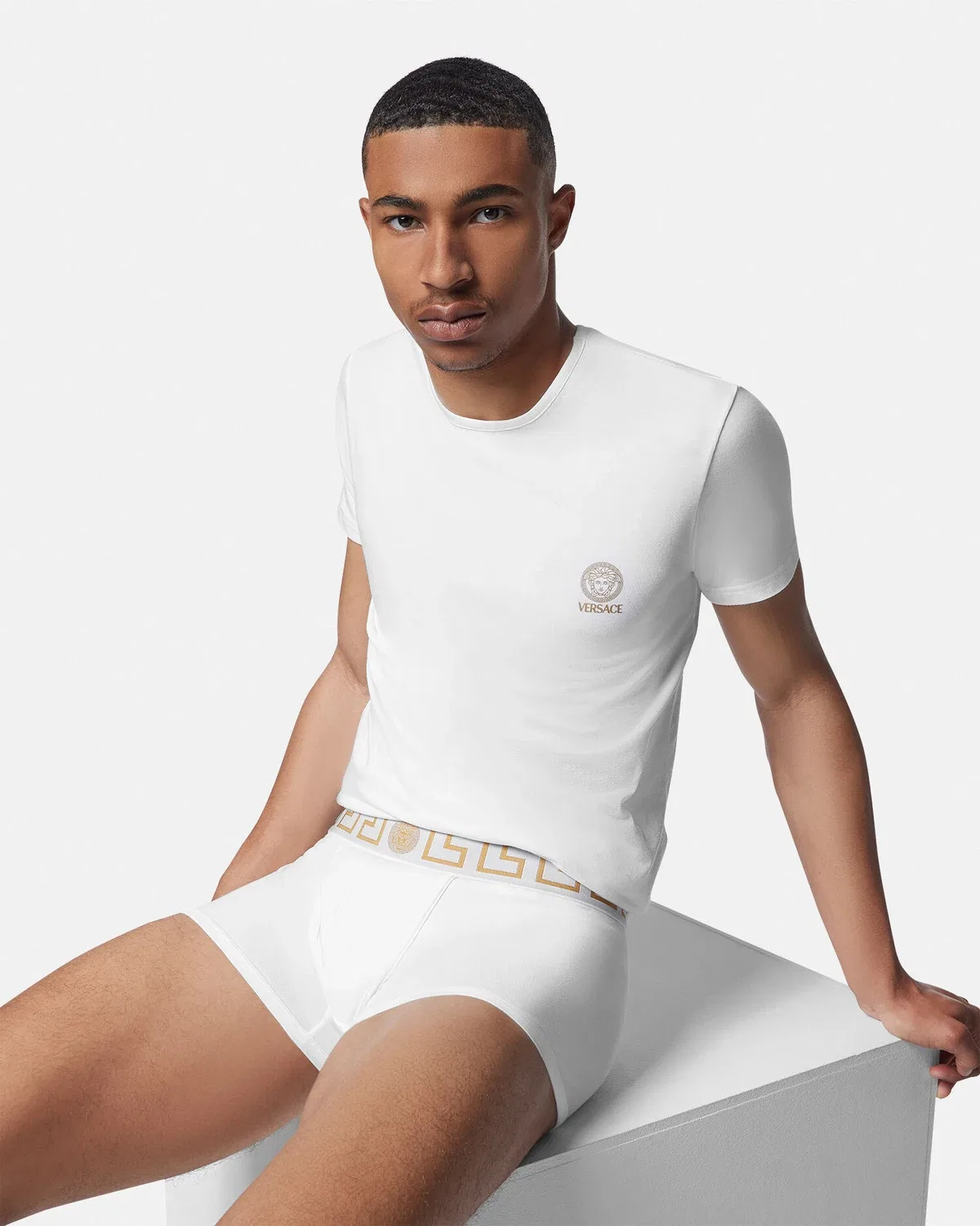 Комплект из двух трусов с греческим бордюром VERSACE, белый — фото 2
