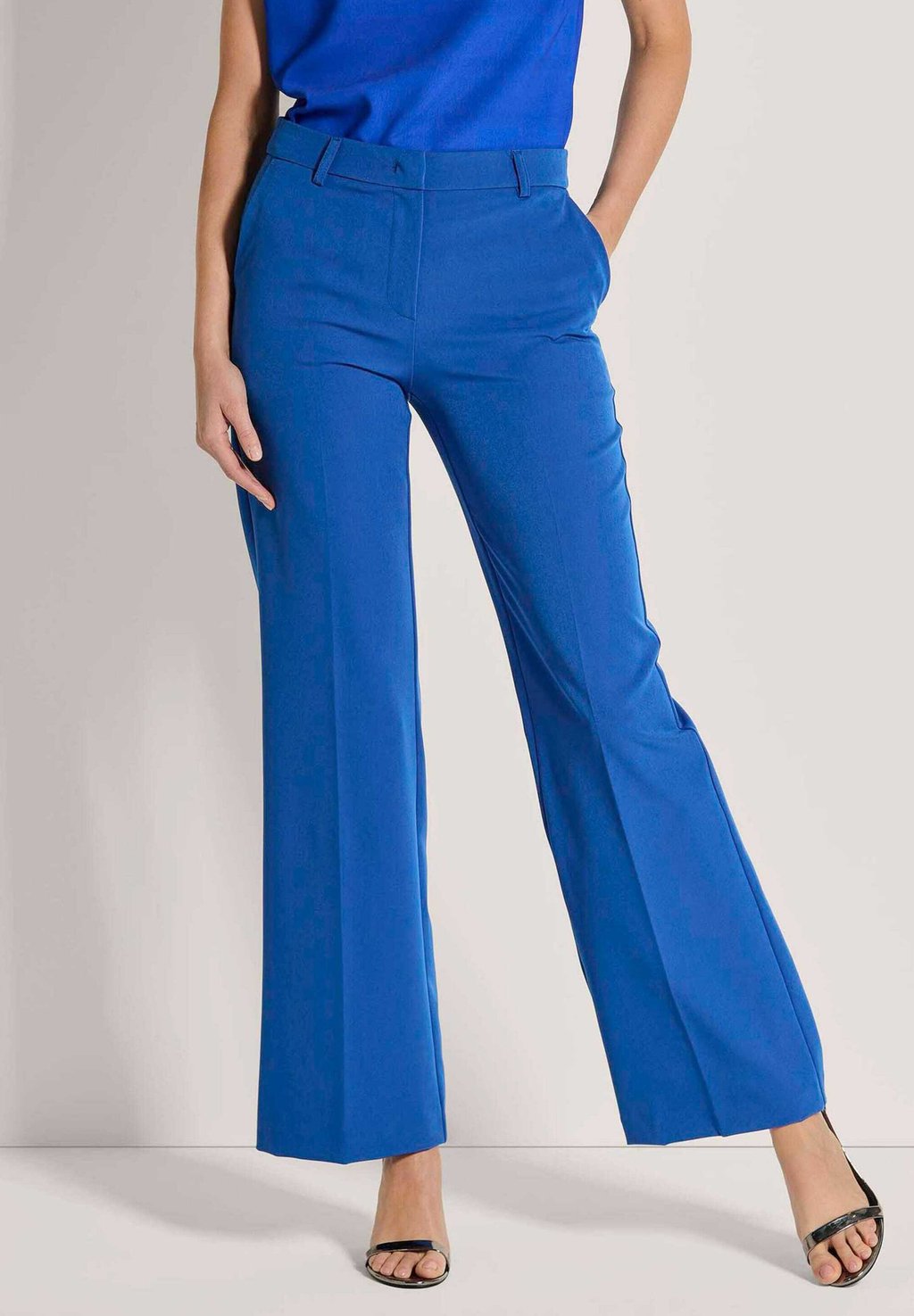 

Брюки BÜGELFALTEN MADELEINE, цвет Royal Blue