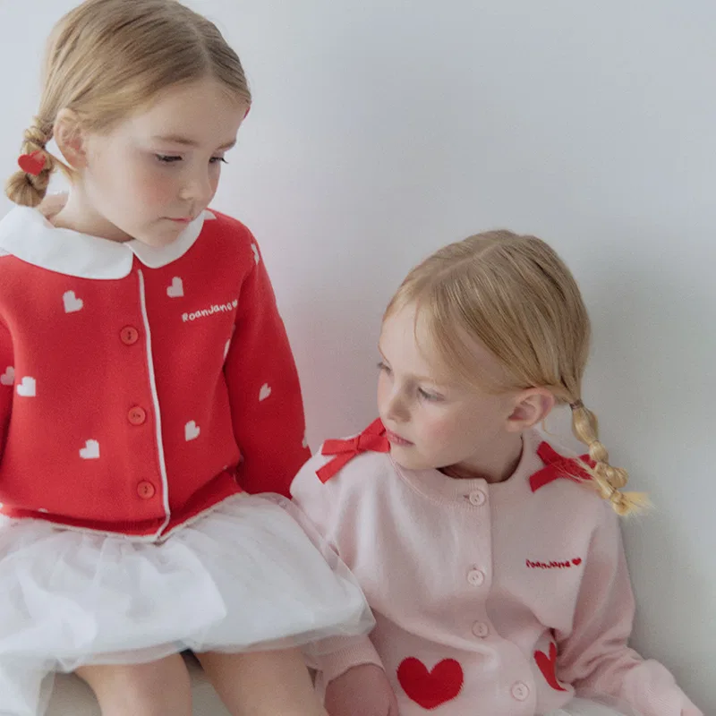 Детский вязаный кардиган Tiamo от Roanjane, красный