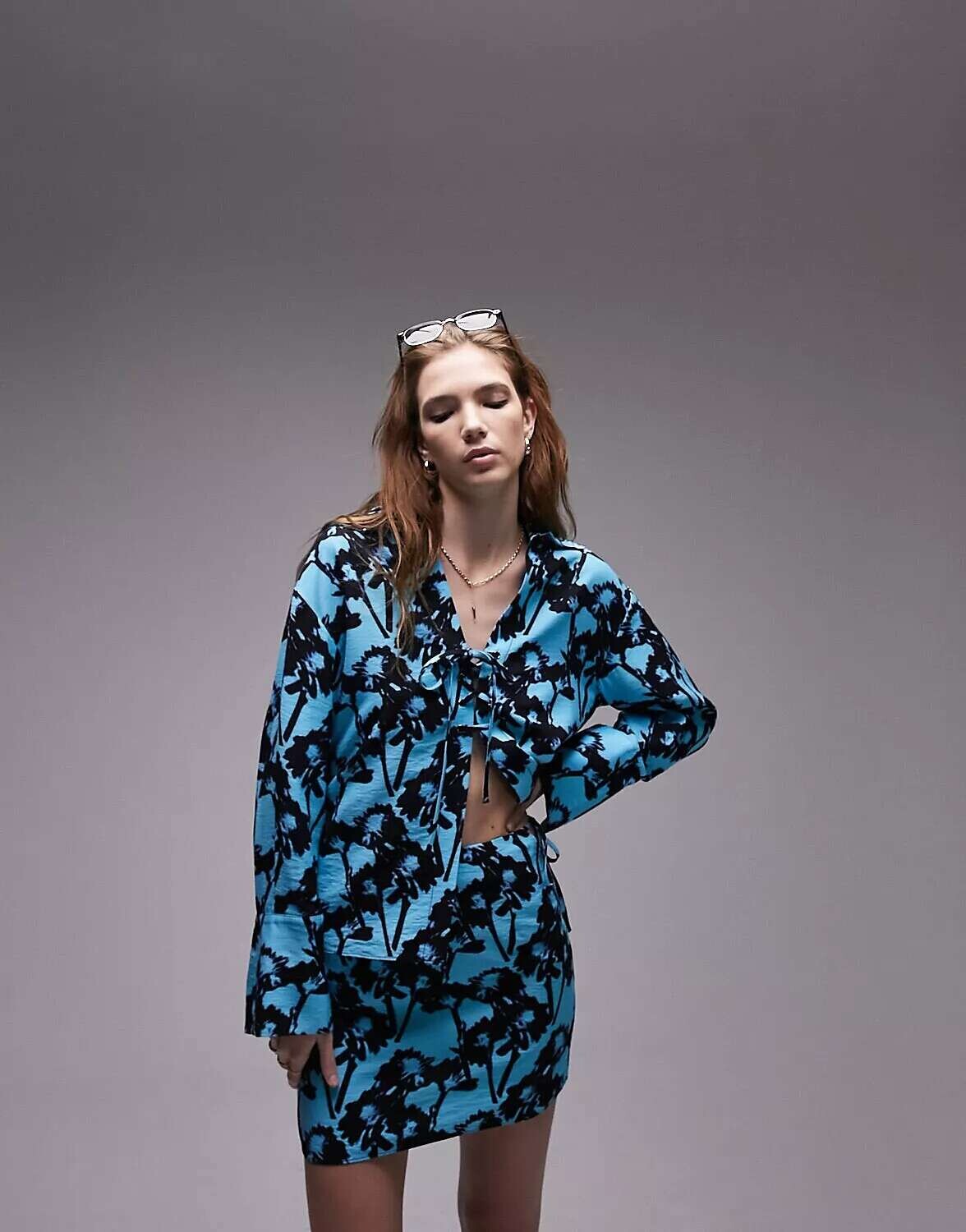 

Бирюзовый топ с длинными рукавами и завязками Topshop