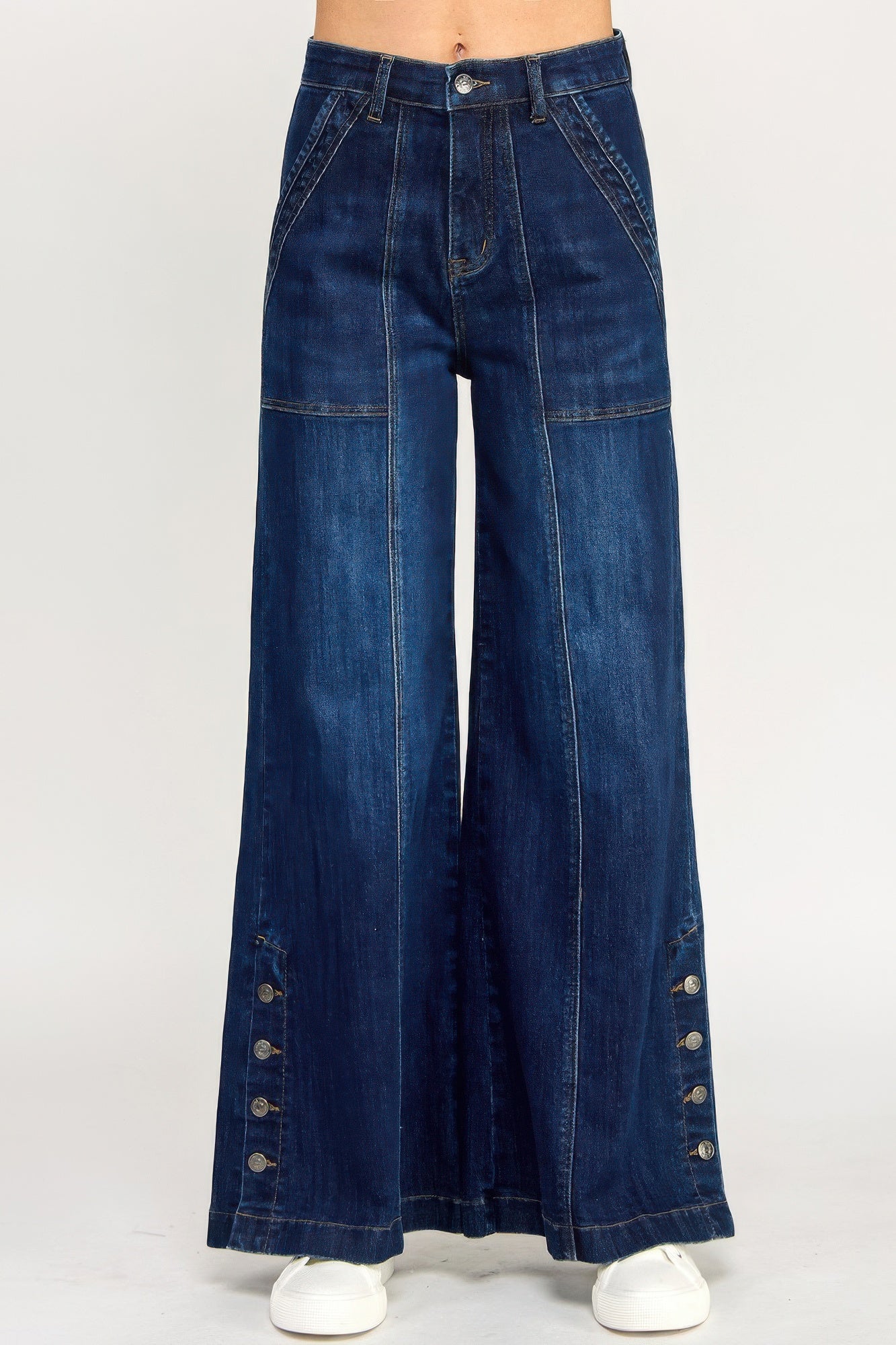 

Брюки с высокой посадкой и широкими штанинами, с разрезом на пуговицу TRUEDAMES, темно-синий