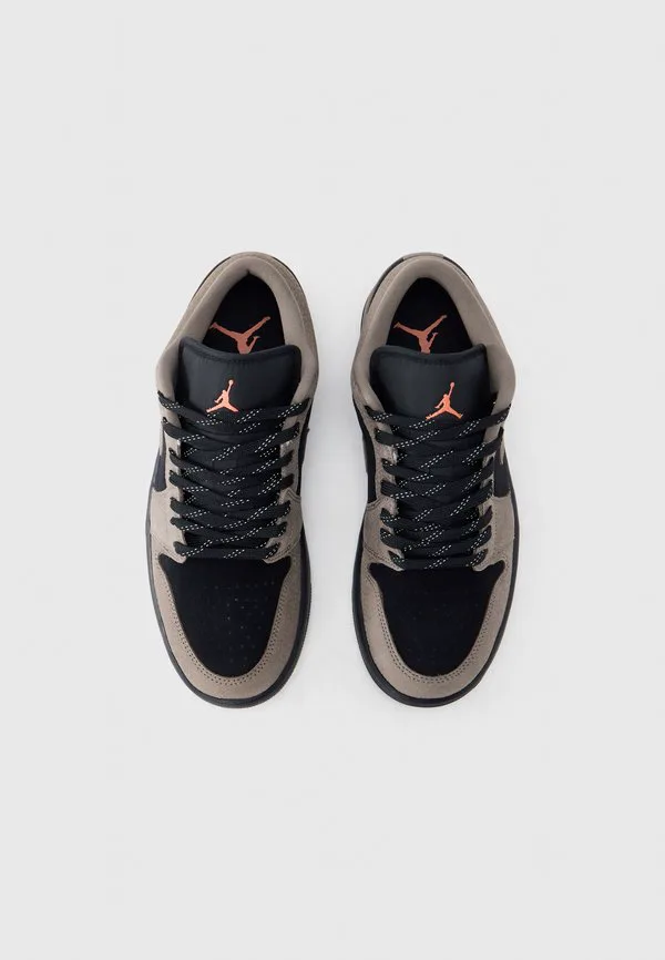 Кроссовки air jordan 1 low Jordan, Black/Olive Grey/Light Wild Mango — фото 4