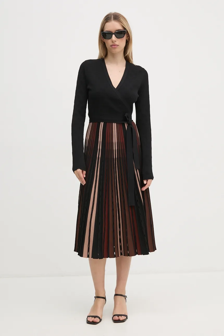 

Платье DIANE VON FURSTENBERG, черный