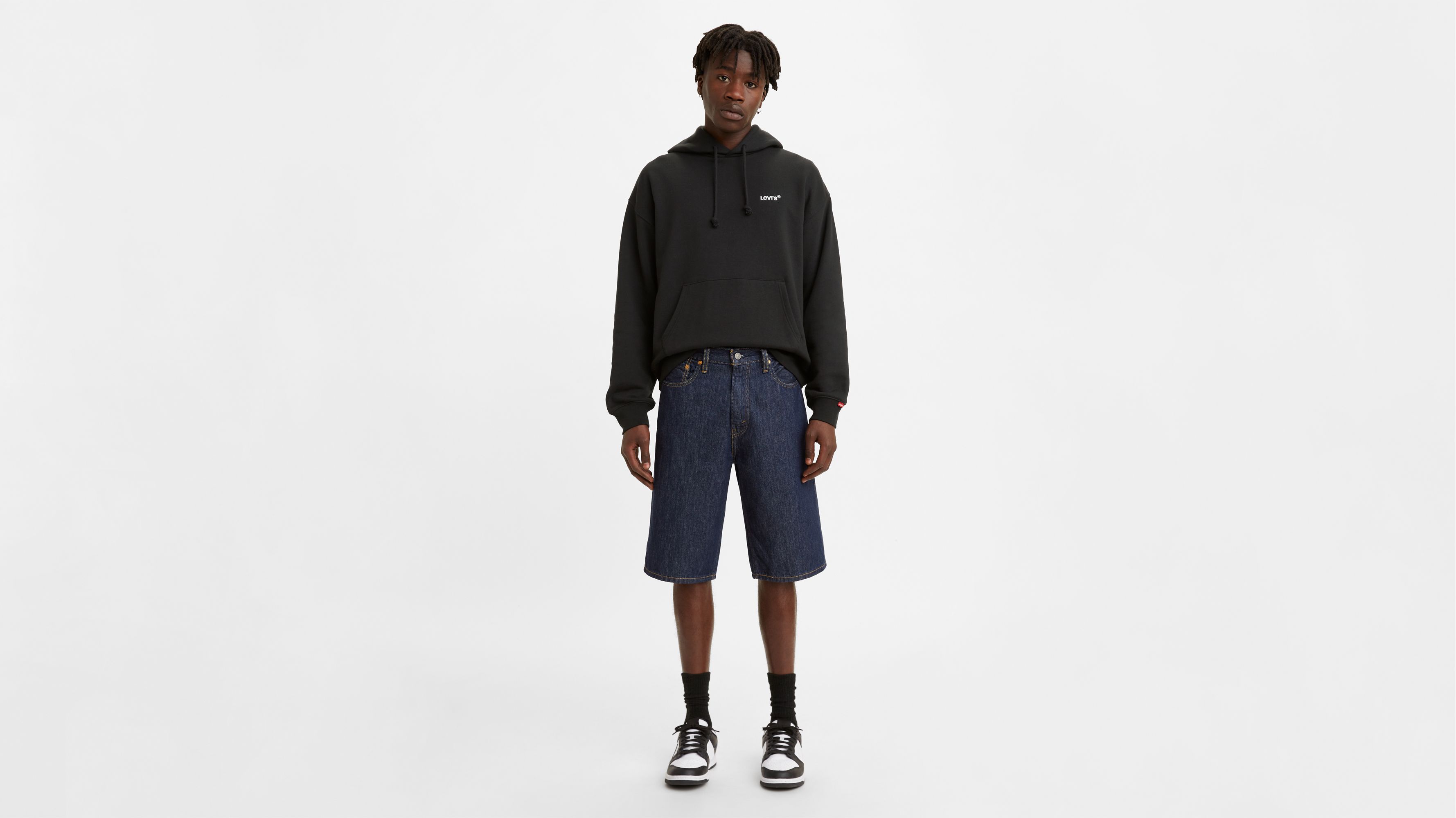 

469 Свободные мужские шорты 12 дюймов Levi's, цвет Lazy - Dark Wash - Non Stretch