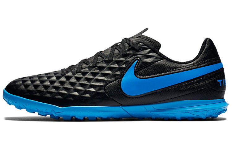 

Мужские футбольные кроссовки Nike Legend