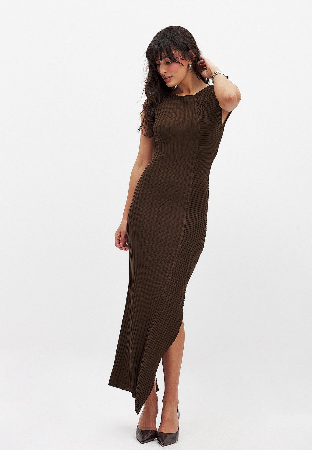 

Платье-джемпер CAP SLEEVE - Maxi dress NA-KD, коричневый