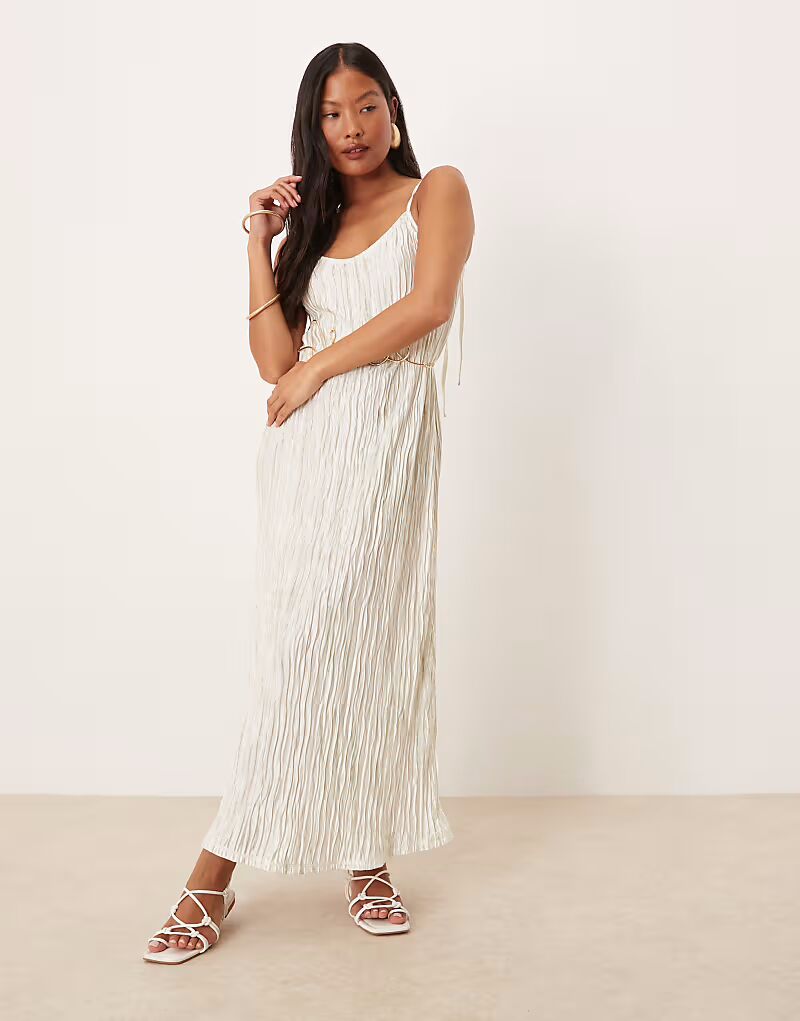 

Платье-комбинация Vila Petite plisse cami maxi в бледно-зеленом цвете с эффектом тай-дай