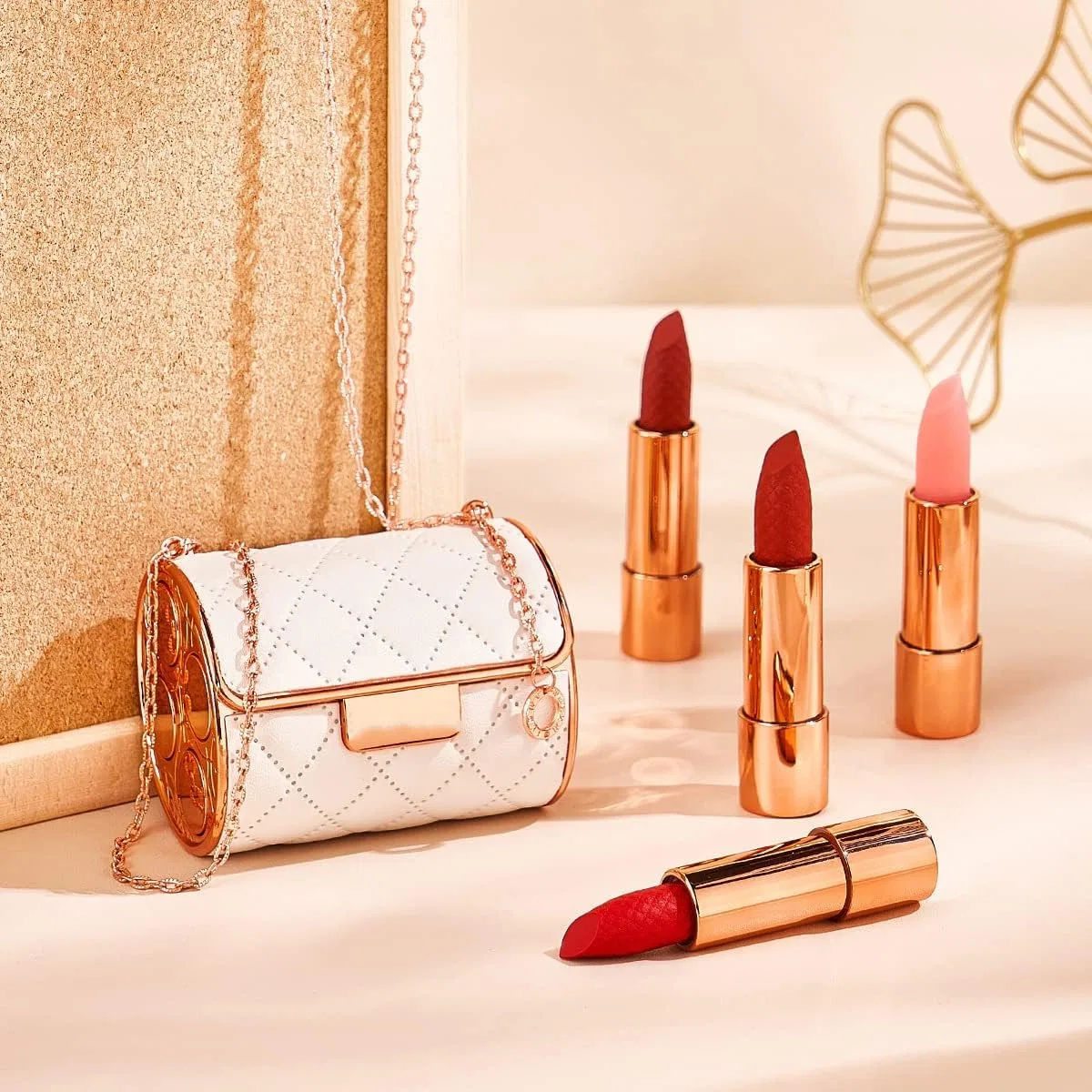 Набор матовых помад Velvet Matte Lipstick Set Goderat 4 шт. с цепочкой Mix-2pcs — фото 4