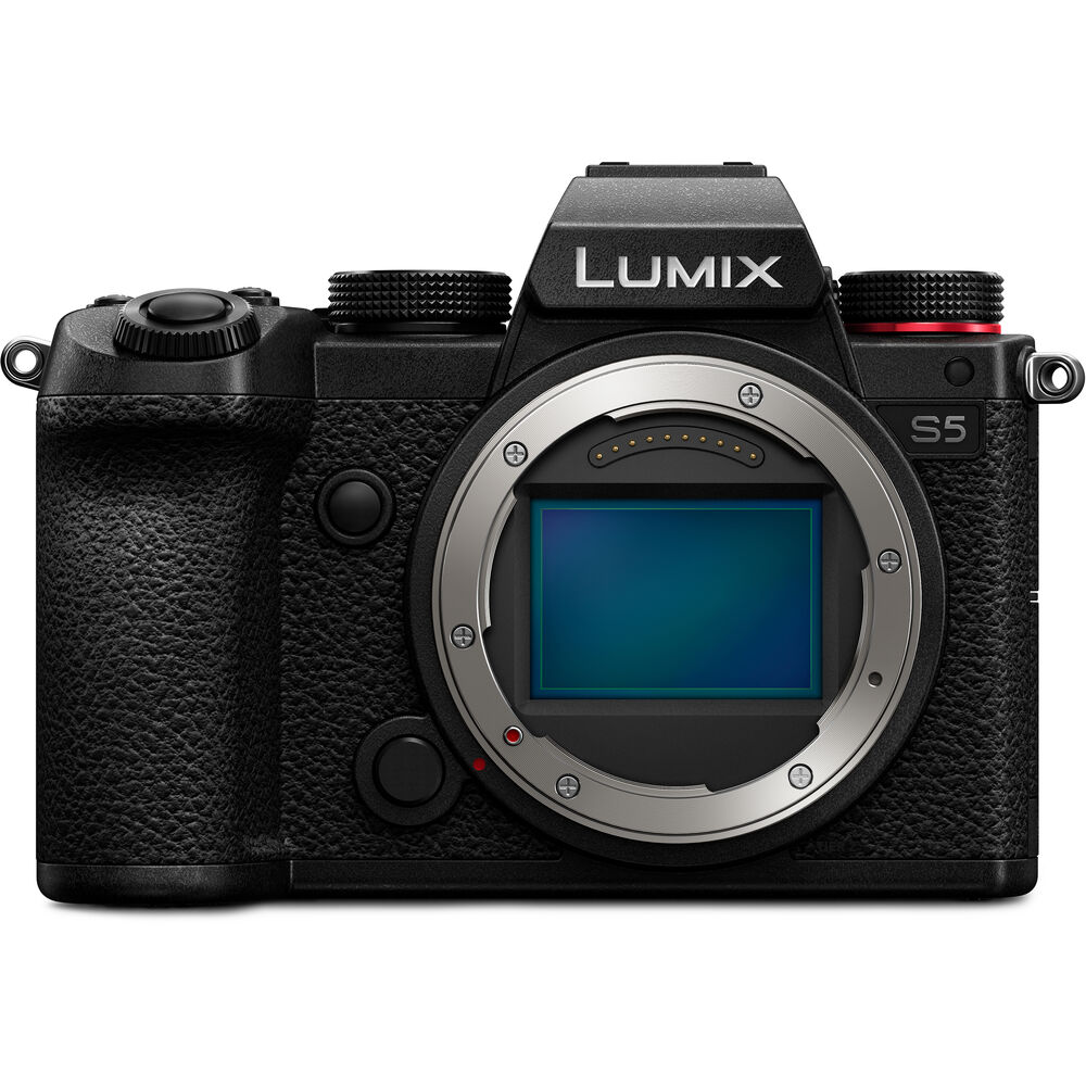 

Беззеркальная камера Panasonic Lumix S5