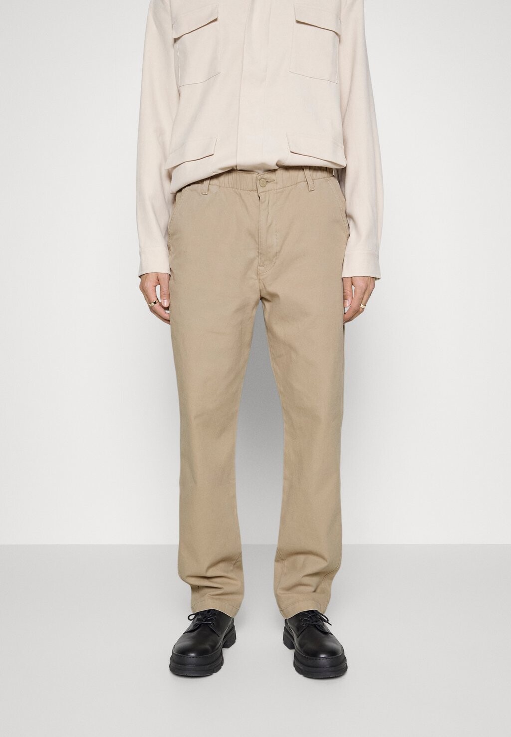 

Брюки Taper Levi's, цвет true chino shady