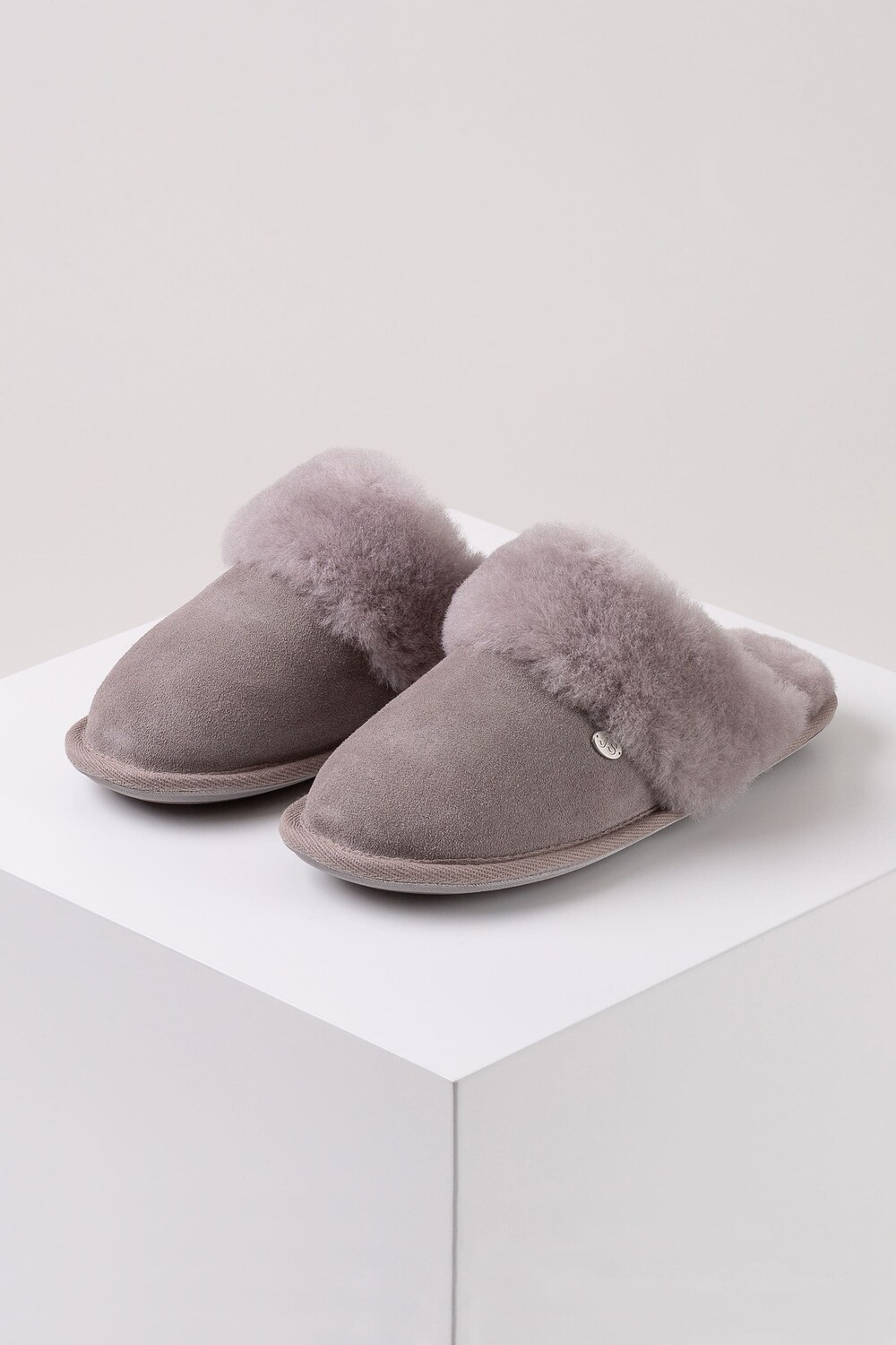 Тапочки герцогиня женские Just Sheepskin, серый