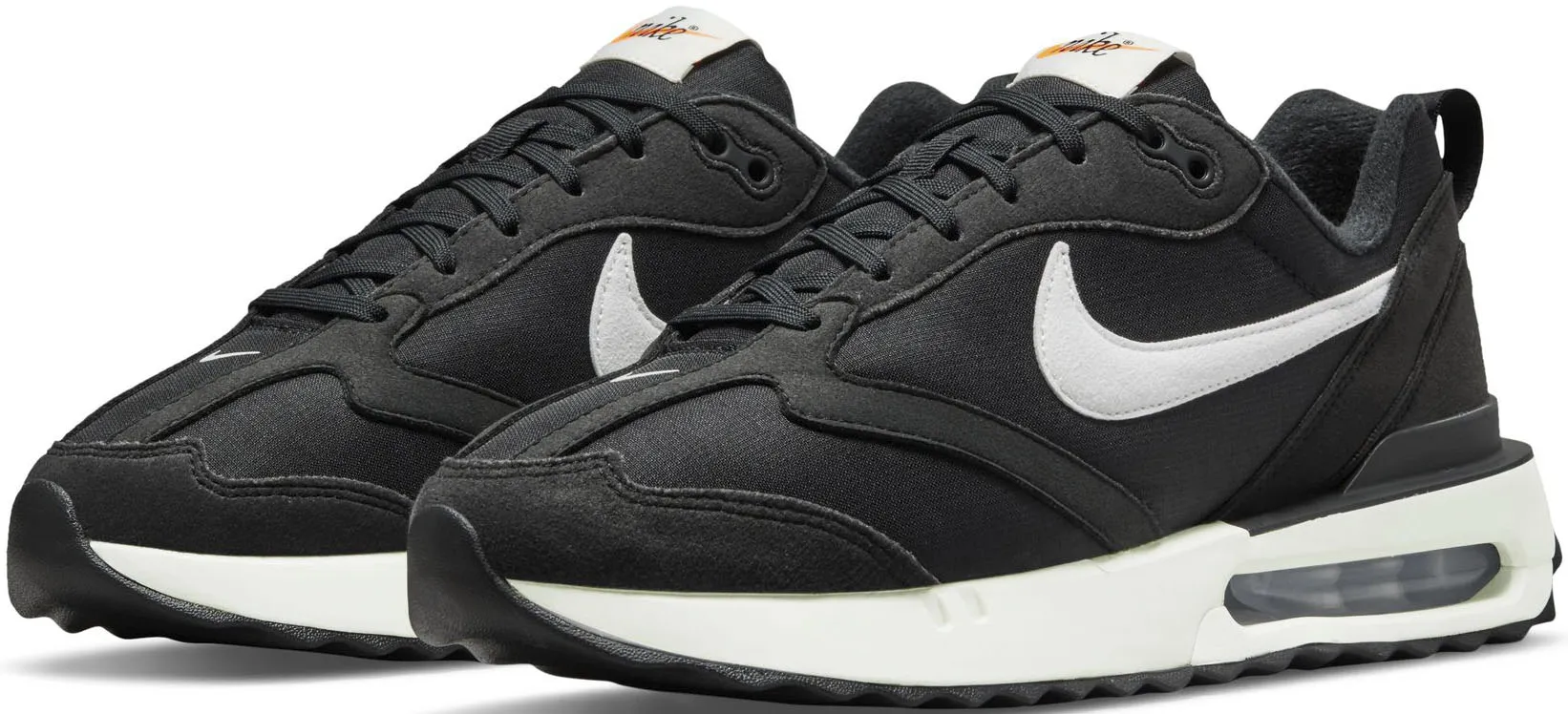 

Кроссовки Nike Sportswear "Air Max Dawn", черный