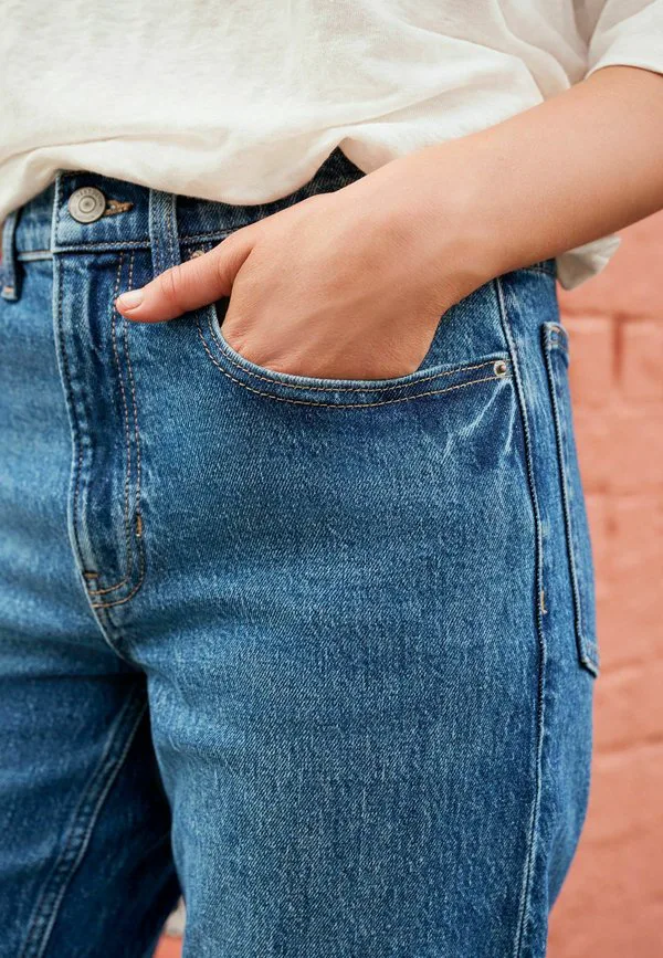 Удобные джинсы-«мом» для невысоких девушек Next, Denim Dark Blue — фото 2
