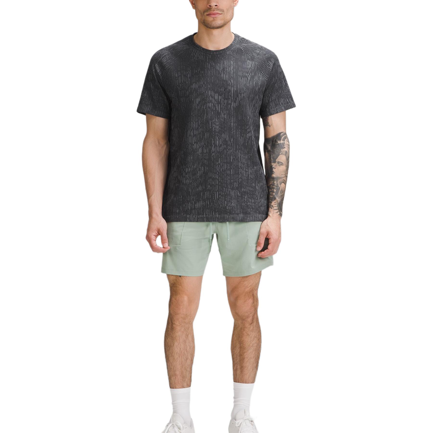 

Мужская футболка Metal Vent Tech Lululemon, divergent черный/asphalt серый/ashy