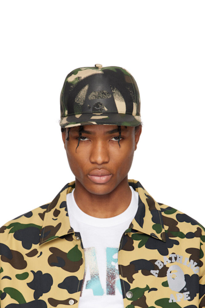 

Кепка камуфляжная зелено-бежевая Map BAPE