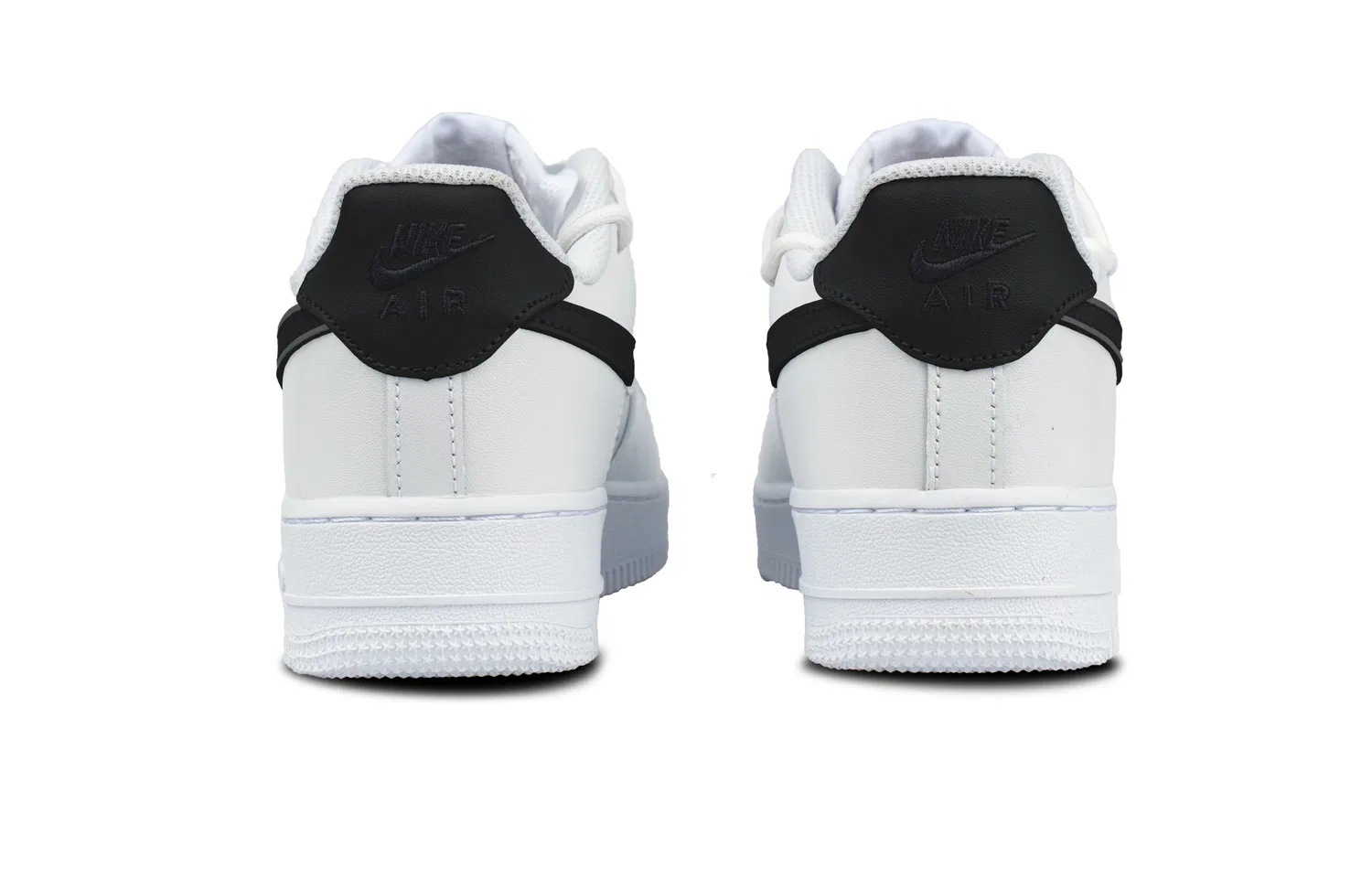 Кроссовки Nike Air Force 1 из натуральной кожи белые — фото 4