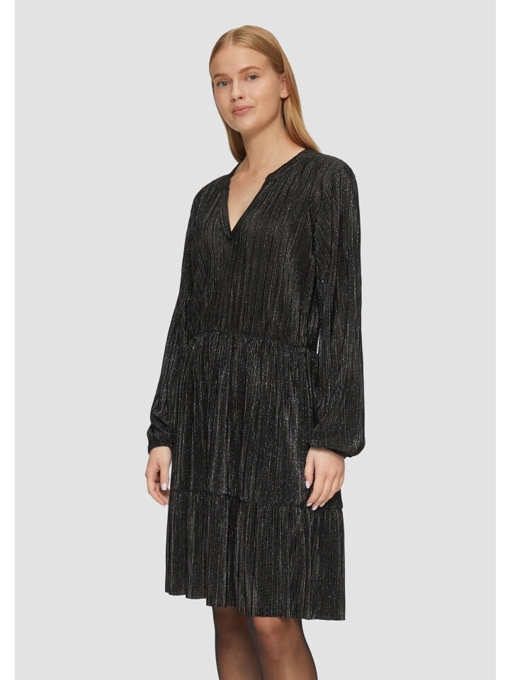 

Короткое платье s.Oliver Kleid kurz, черный