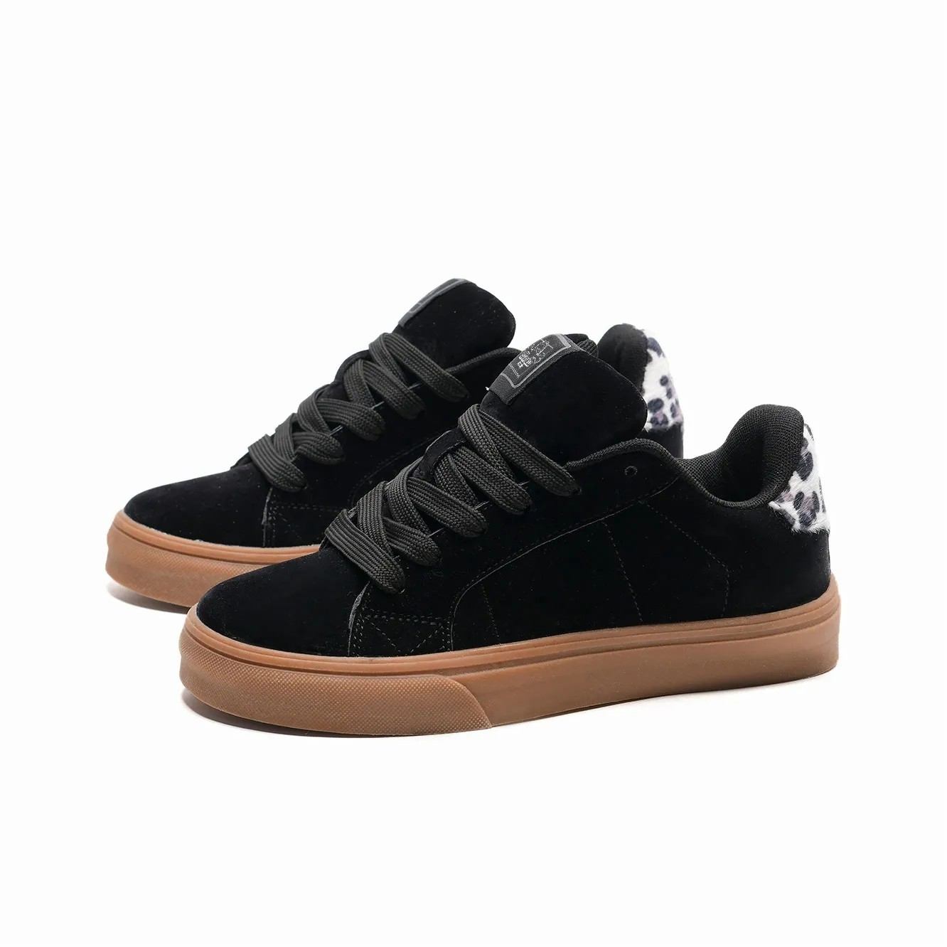 

JIAFEIMAOJIAZU Низкие скейтерские кроссовки унисекс серые, цвет Gray