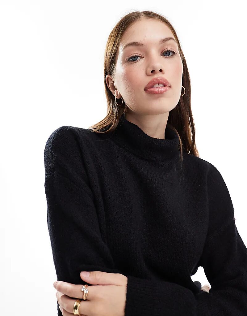 

Вязаный джемпер с высоким воротом черного цвета ASOS DESIGN