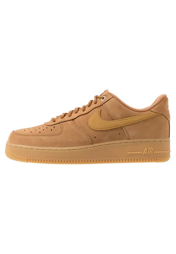 Кроссовки Nike Sportswear Air Force 1 07, лён/пшеничный/светло-коричневый/чёрный/командный золотой