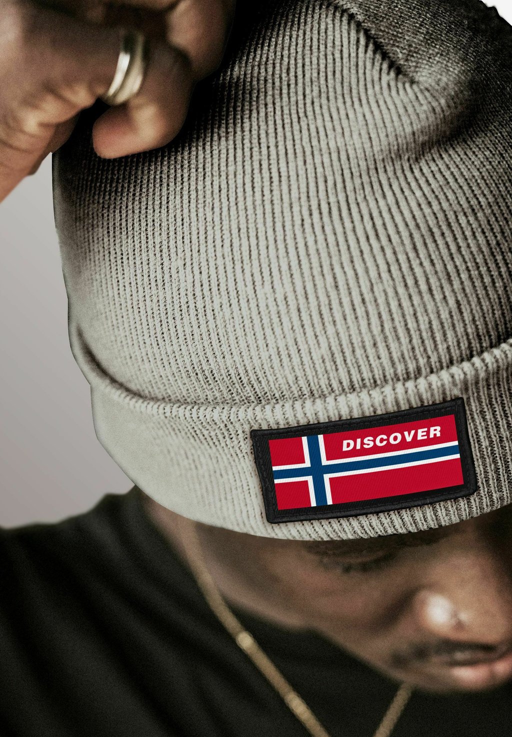 

Шапка MIT PATCH NORWEGEN FLAGGE Neverless, серый