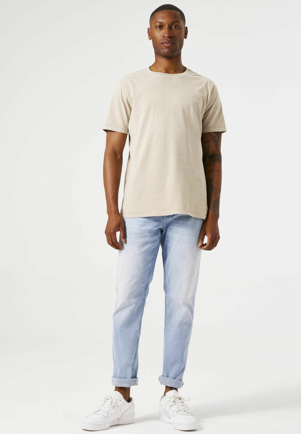 

Зауженные джинсы ROCKO 690 SLIM Garcia, синий